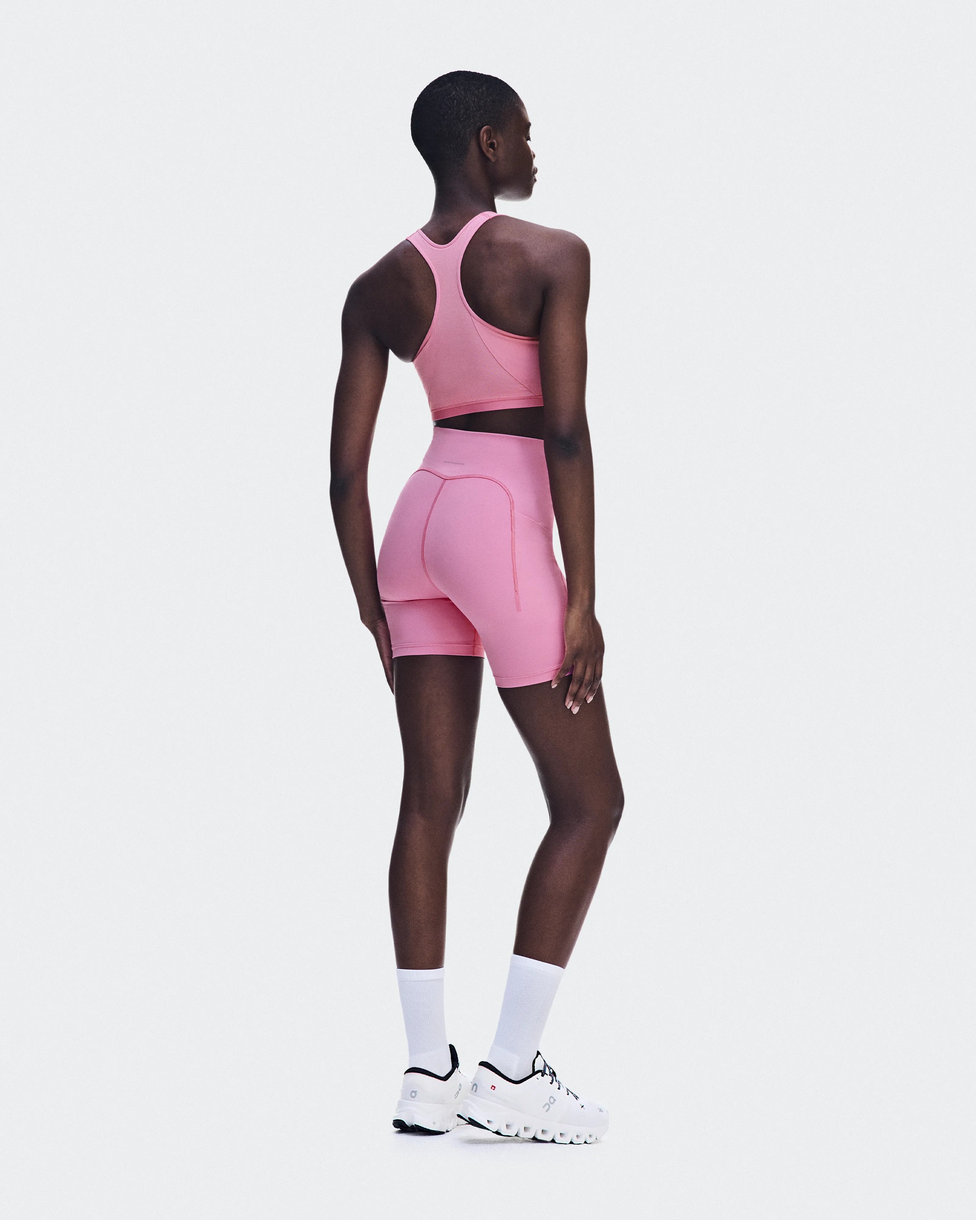 XS