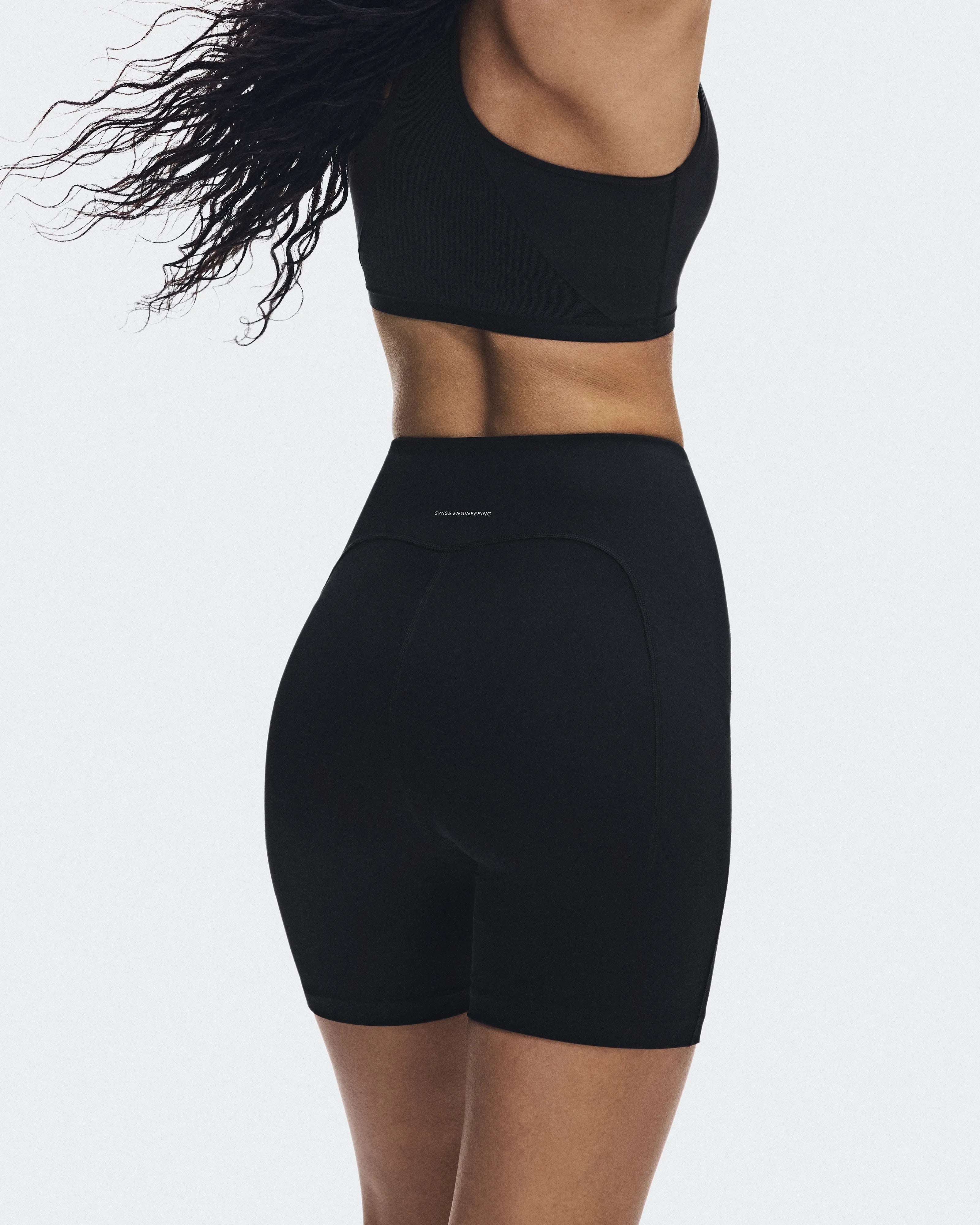 XS