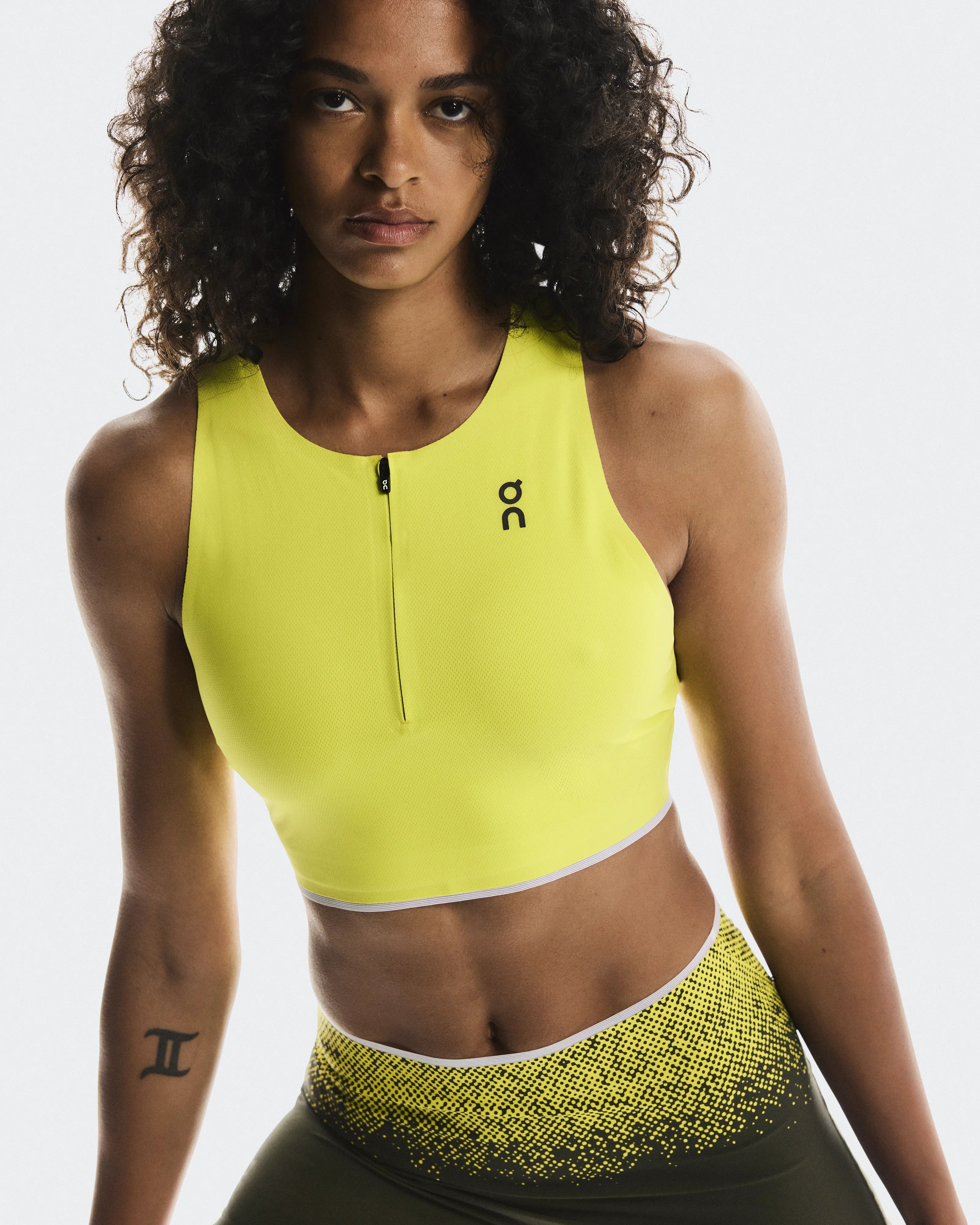 XS