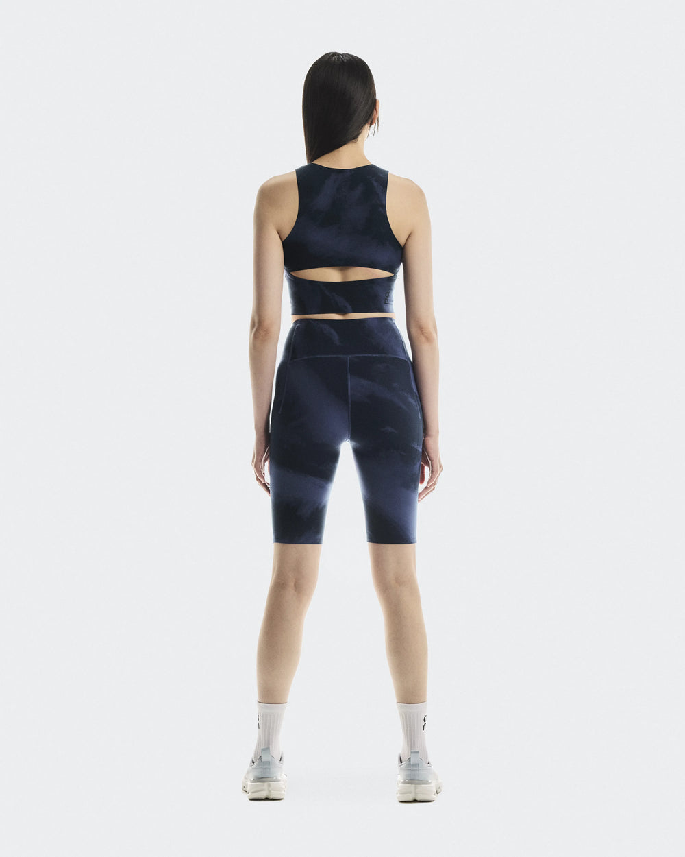 XS