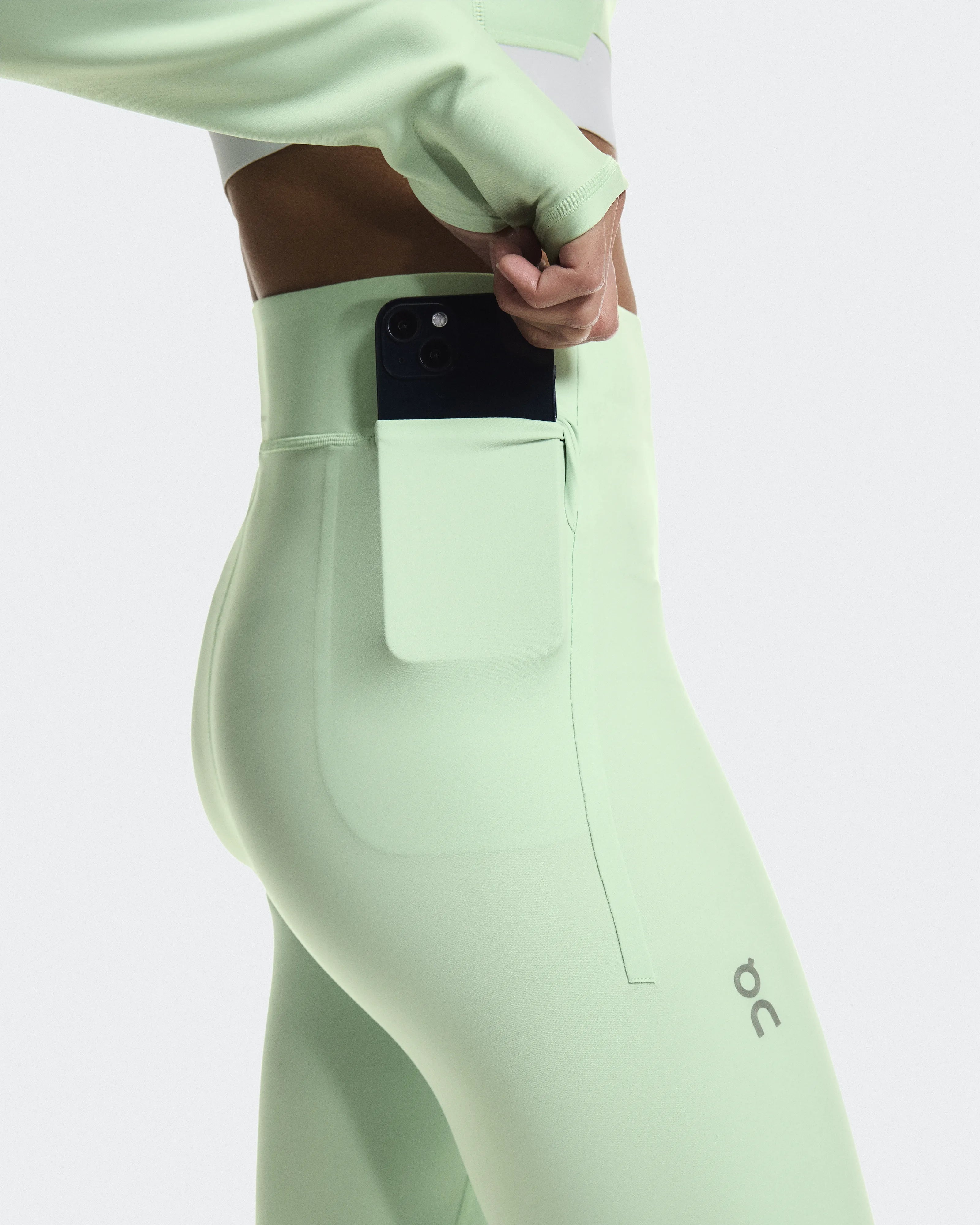 XS