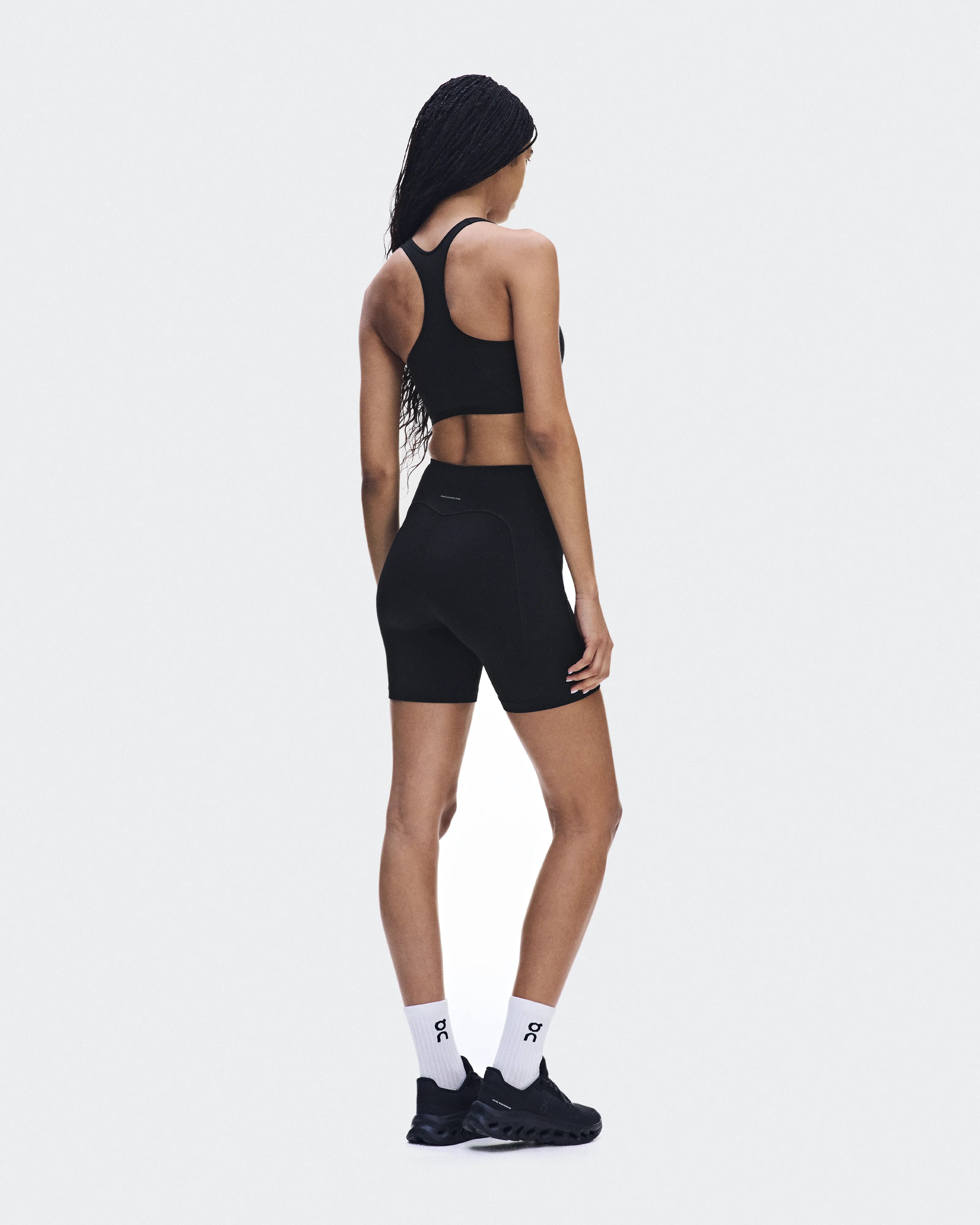 XS