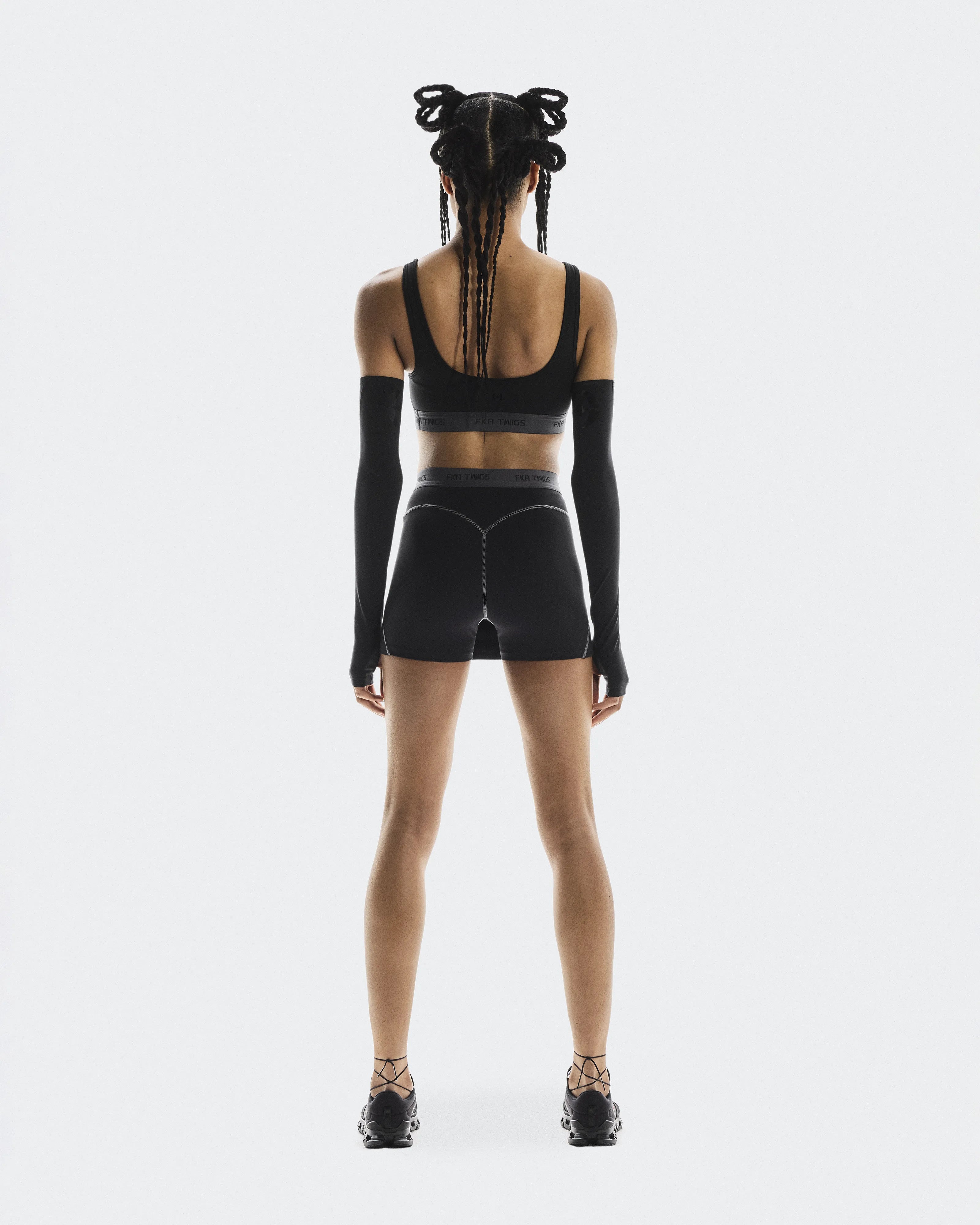 XS